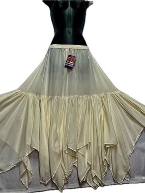 SOLD Fairycore Handkerchief Hem Tiered Bohemian Skirt NWT Freesize Belly dance